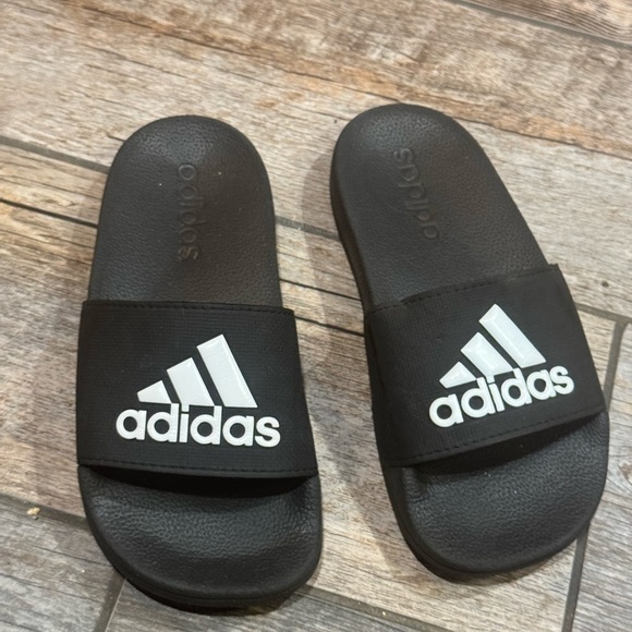 Adidas Slides -LIKE NEW​ - Picture 3 of 6
